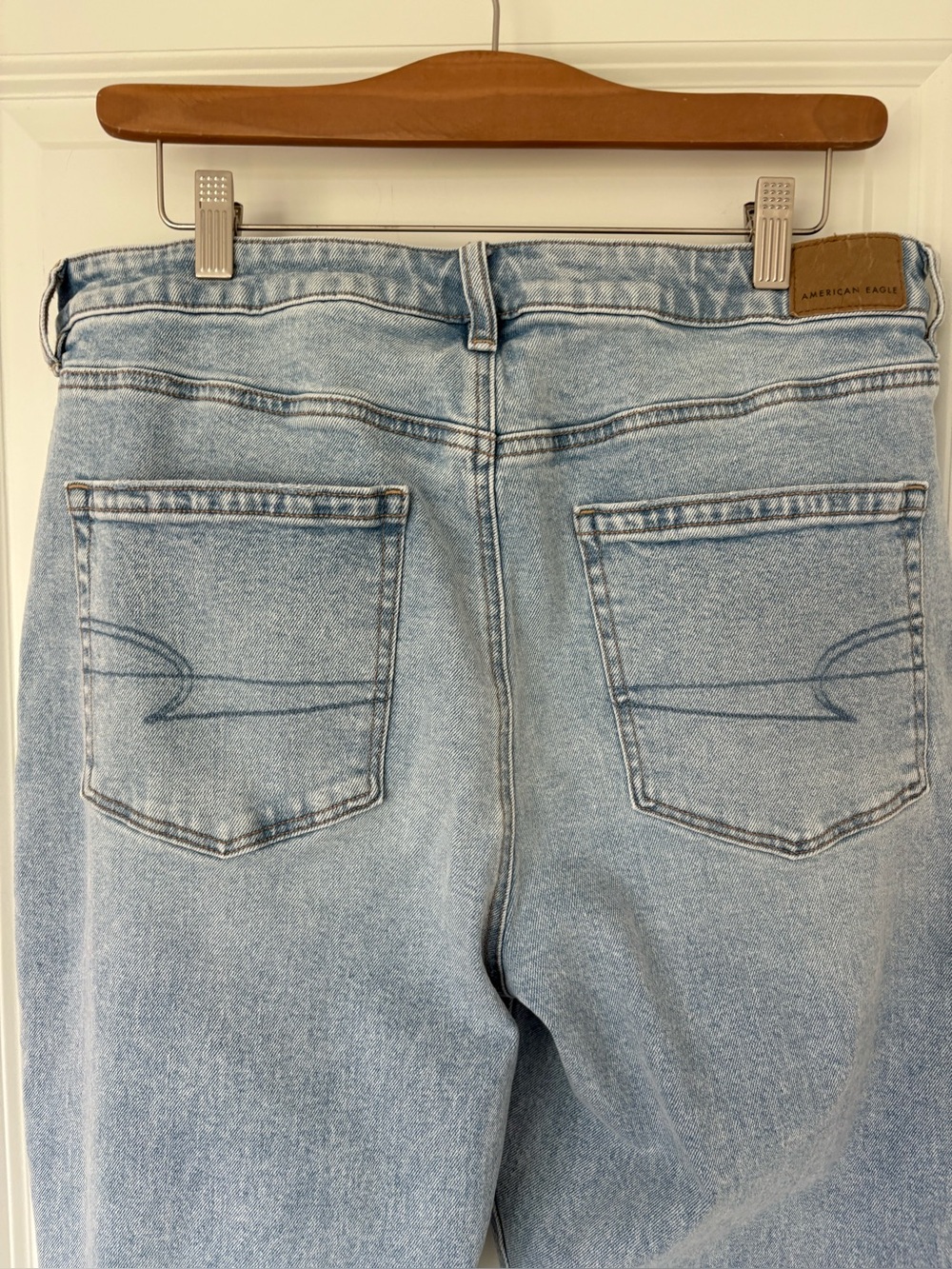 American Eagle Mom jeans - Size 14 - Picture 5 of 13